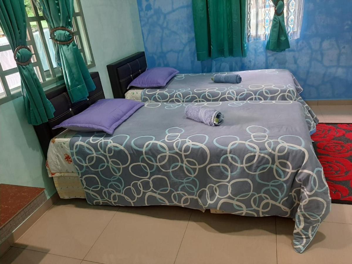Twin Castle Homestay Kuala Pilah Buitenkant foto