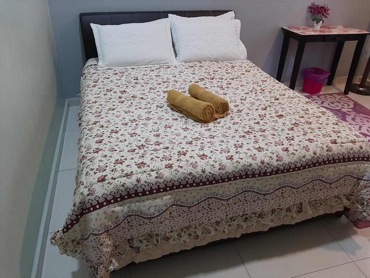 Twin Castle Homestay Kuala Pilah Buitenkant foto