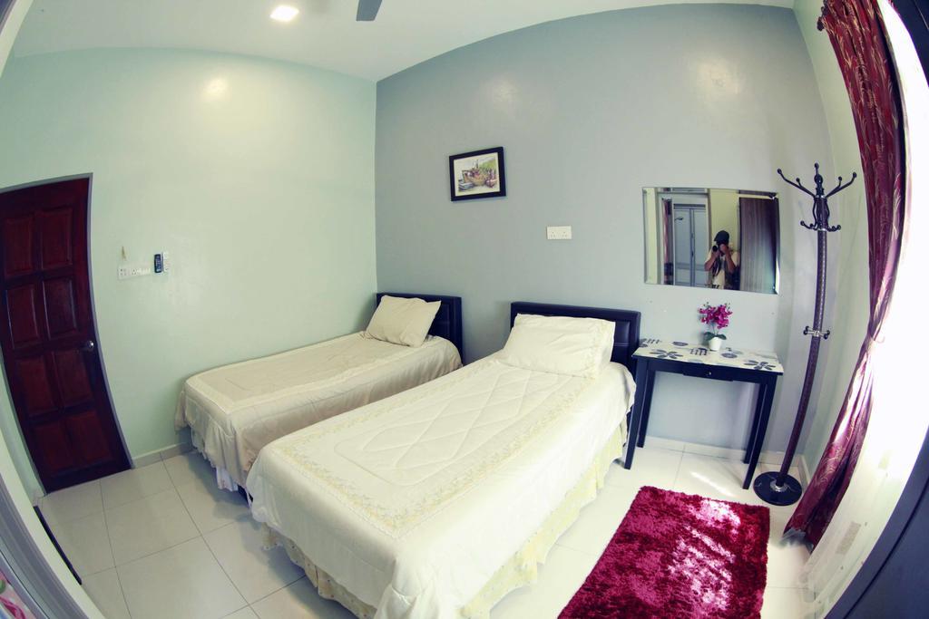 Twin Castle Homestay Kuala Pilah Buitenkant foto
